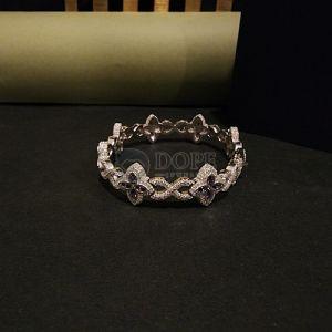 Ladies Elegant Design Charm Moissanite Diamond Bracelet
