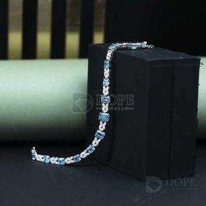 Ladies Emerald Diamond Adorable Bracelet