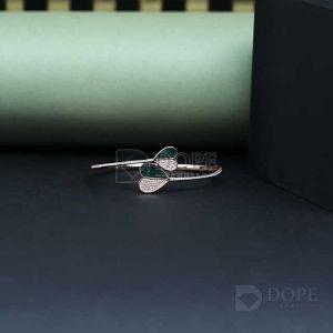 Ladies Heart Shape Moissanite Diamond Stiff Bracelet