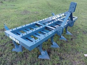 9 Tyne Agriculture Duck Foot Cultivator
