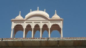 Sandstone Entry Gates