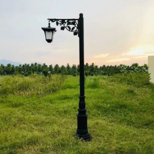 Antique Mild Steel Fancy Street Light Pole
