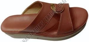 Ladies Leather Sandals Casual Wear