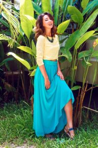 Ladies Stylish Crop Top With High Low Maxi Skirt Set