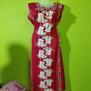 Ladies Red Printed Cotton Nighty