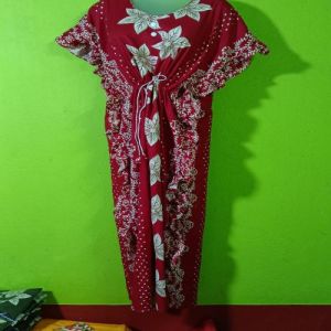 Ladies Red Printed Cotton Nighty