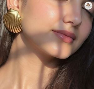 Gold Plated Seashell Stud Earring