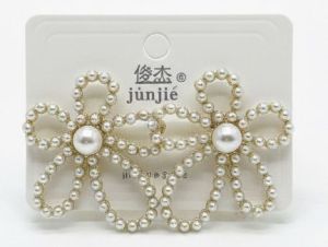 Korean White Pearl Flower Stud Earrings