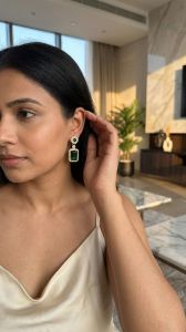 Neze Emerald Elegance Drop Earrings