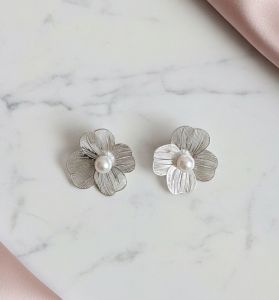 Silver Toned Floral Stud Earrings with Pearl