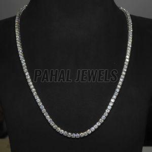 Pointer Diamond Dennis Necklace