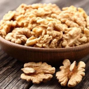 Walnut Kernels