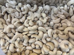 W210 Whole Cashew Nuts