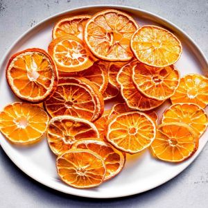Dehydrated Orange Flakes