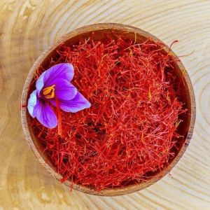 Dry Red Spanish Saffron