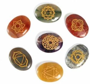 7 Chakra Healing Palm Stone Set