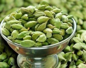 Bold Green Cardamom Pods