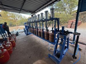 LPG Cylinder Hydrostatic Testing Machine