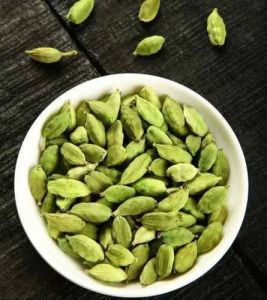 8mm Organic Green Cardamom