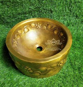 Brass Antique Designer Wash Basin