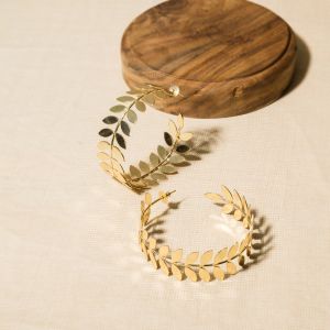 Elegant Laurel Leaf Gold Hoop Earrings
