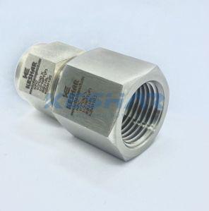 Instrumentation Tube Female Connector
