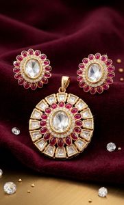 Indian Kundan Pendant Set