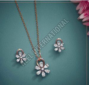 Floral Diamond Chain Pendant Set