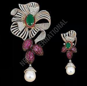 Solitaire Diamond Ear Top