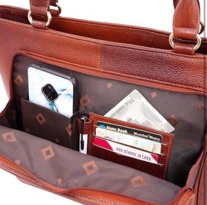 Ladies Premium Tote Handbag with Multi-Compartment Storage