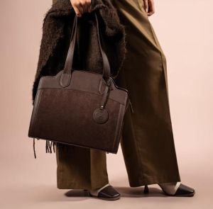 Ladies Vintage Leather Handbag