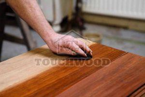 Wooden Furniture Polishing Service