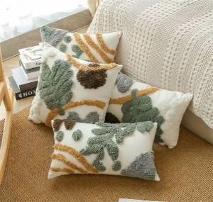 Stylish Floral Cotton Pillow Cover