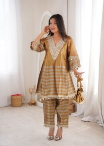 Designer Two-Tone Tissue Top Pant Batwa Set