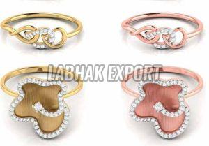 Luxury Diamond Gold Engagement Ring