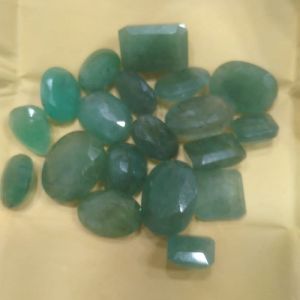 Natural Green Panna Gemstone