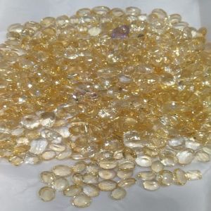 Natural Polished Sunela Gemstone