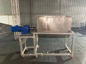 300 Kg Spice Mixing Ribbon Blender