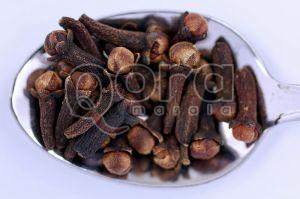 Whole Brown Clove
