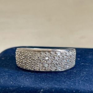 Diamond Dust Carpet Sparkling 925 Silver Zirconia Diamond Ring