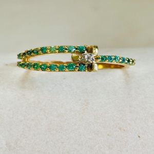Ladies Emerald Split 1Kt Gold Natural Diamond Ring