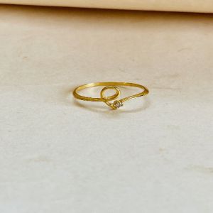 Ladies Endless Curve 1Kt Gold Natural Diamond Designer Ring