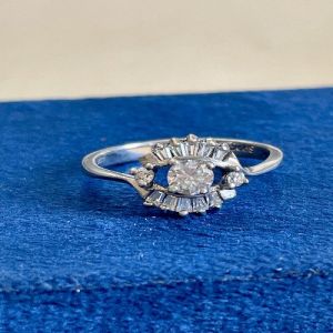 The Vintage Glow 925 Sterling Silver Zirconia Diamond Ring