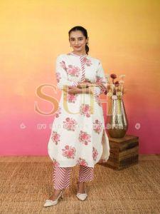 Gul Noor White and Pink Floral Printed Cotton Kurti Set