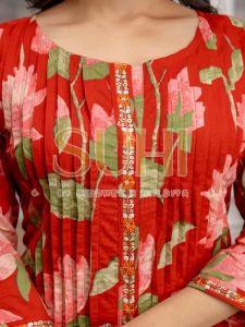 Ladies Red Gulmohar Flower Printed Cotton Kurti Set with Dupatta