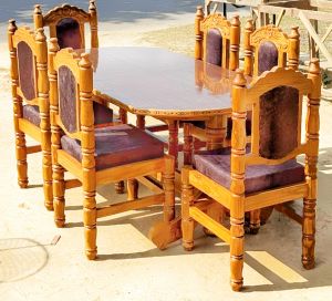 6 Seater Sagwan Dining Table Set
