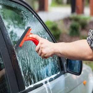Car Glass Cleaning Services