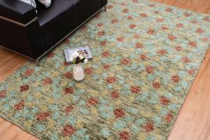 Floral Pattern Green Hand Tufted Rugs
