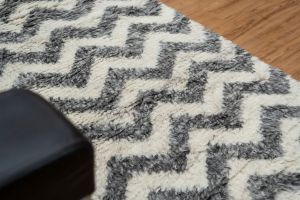 Wave Pattern Ivory Hand Knotted Rugs