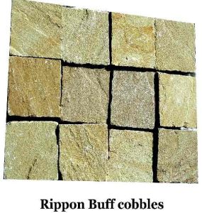 Rippon Buff Sandstone Cobbles